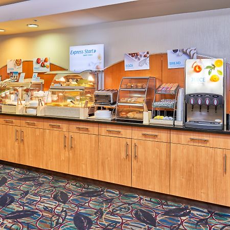 Holiday Inn Express & Suites El Paso Airport By Ihg Exterior photo