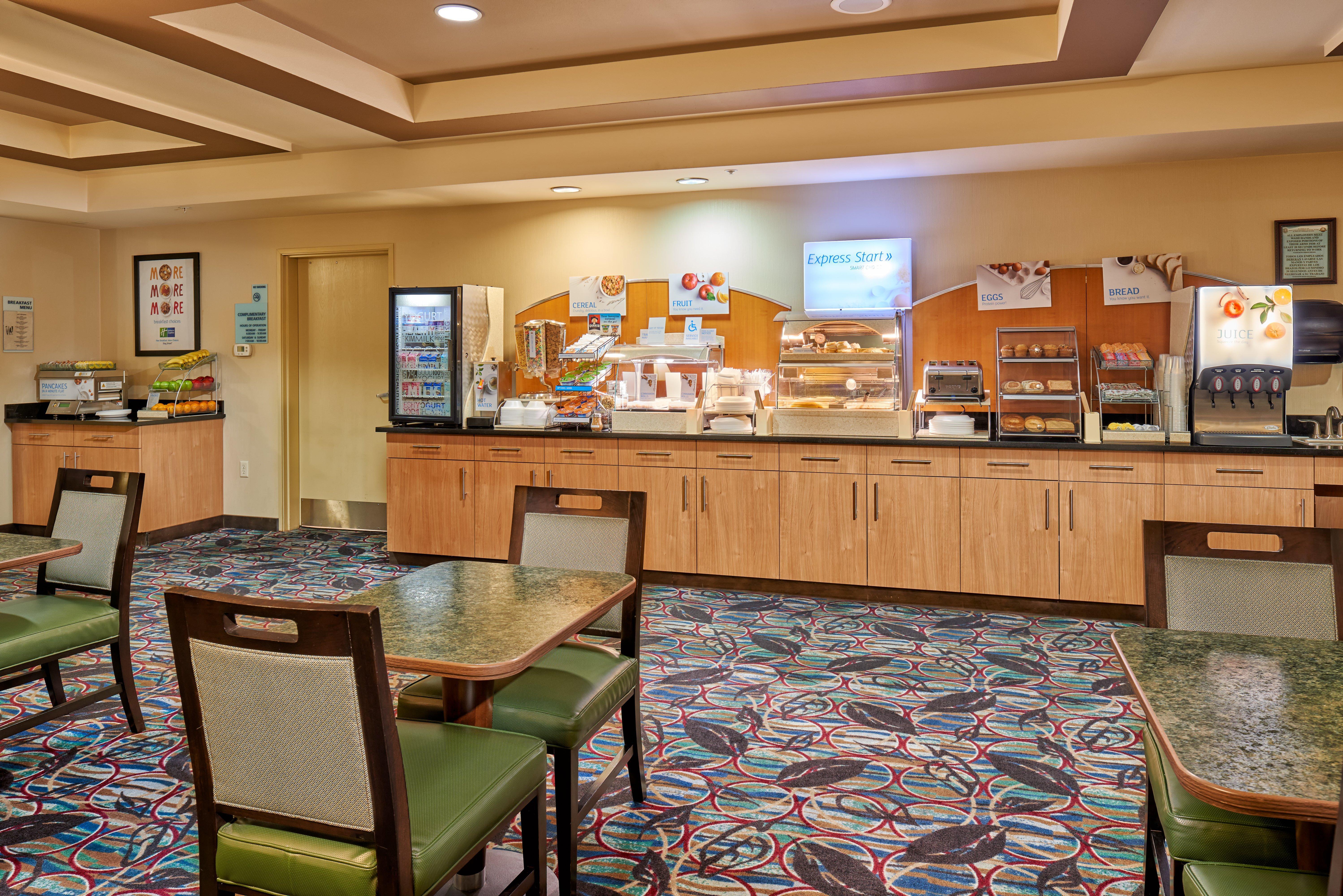 Holiday Inn Express & Suites El Paso Airport By Ihg Exterior photo
