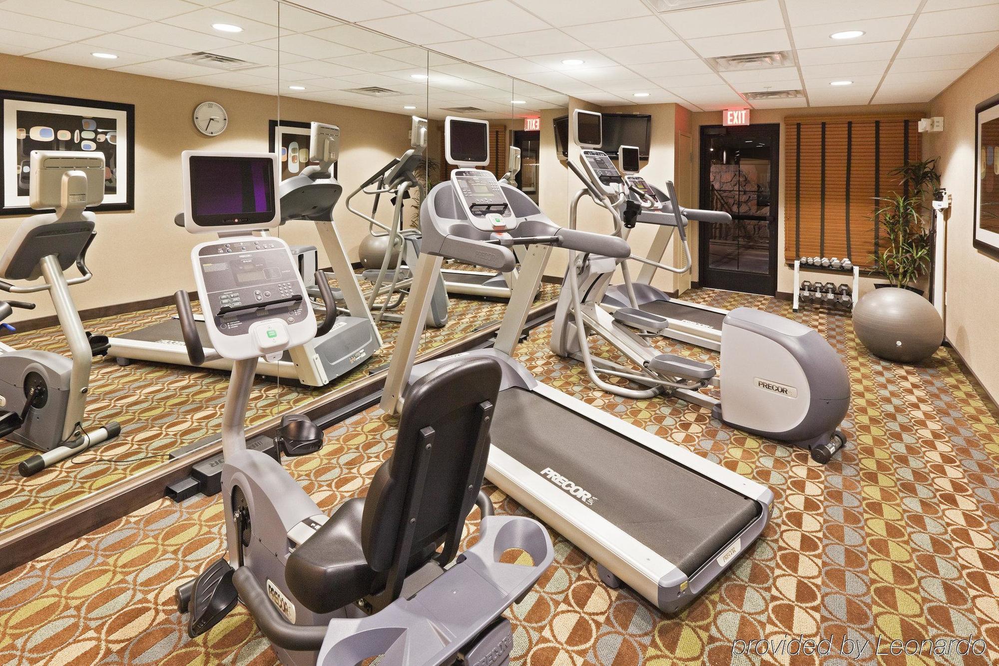 Holiday Inn Express & Suites El Paso Airport By Ihg Facilities photo