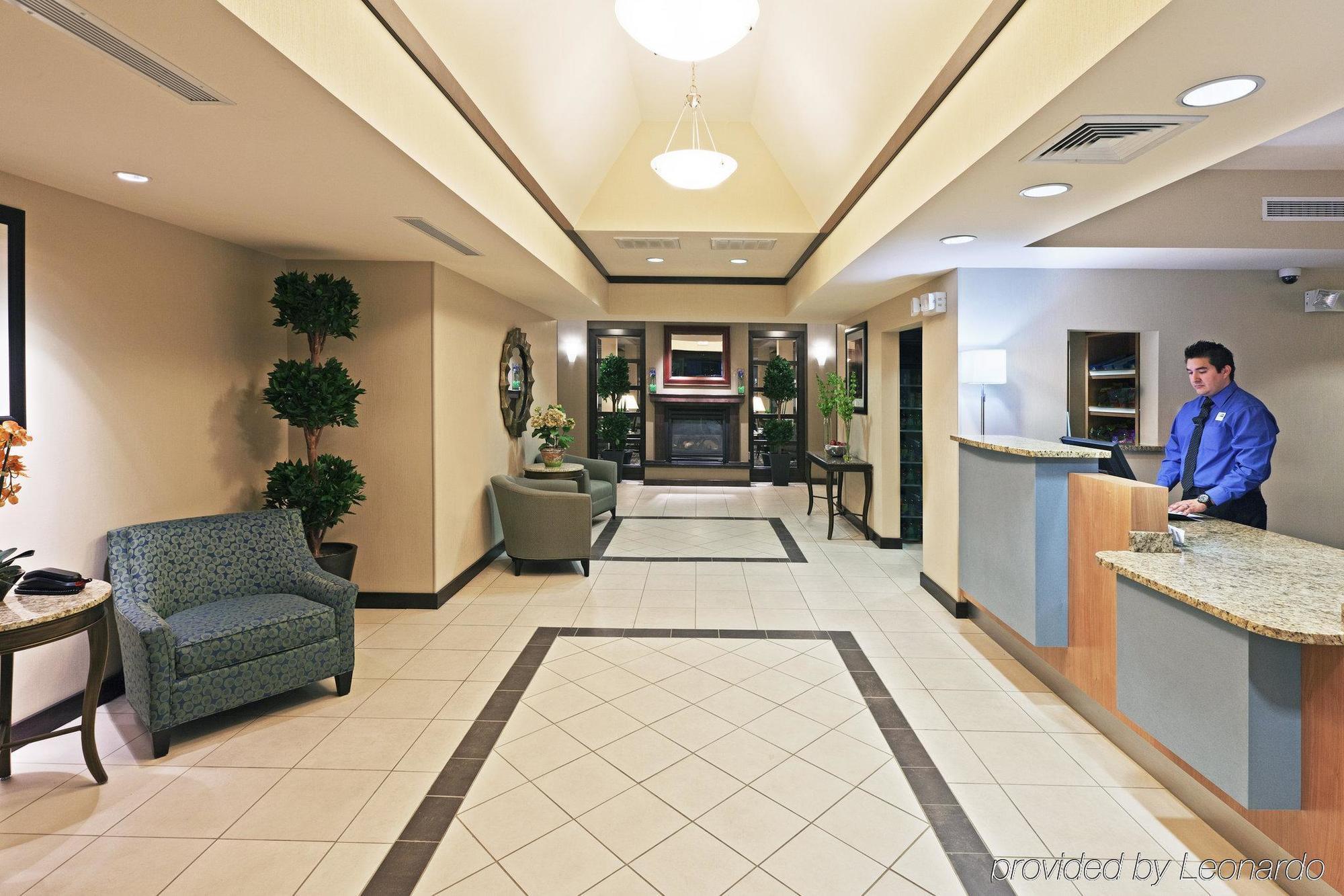 Holiday Inn Express & Suites El Paso Airport By Ihg Interior photo